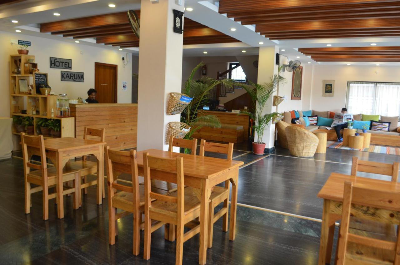 Hotel Karuna Pokhara Extérieur photo